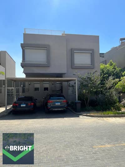 At the lowest price: a 360m² villa—ready for immediate handover and finished to an ultra-super-lux standard—featuring a prime location and a distincti