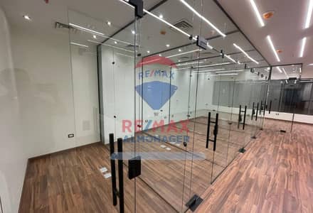 مكتب إداري فاخر للإيجار | 174 م² | Business Park | القاهرة الجديدة