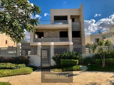 ready to move villa in prim location direct on 26 july axis & 2 min from waslet dahshour