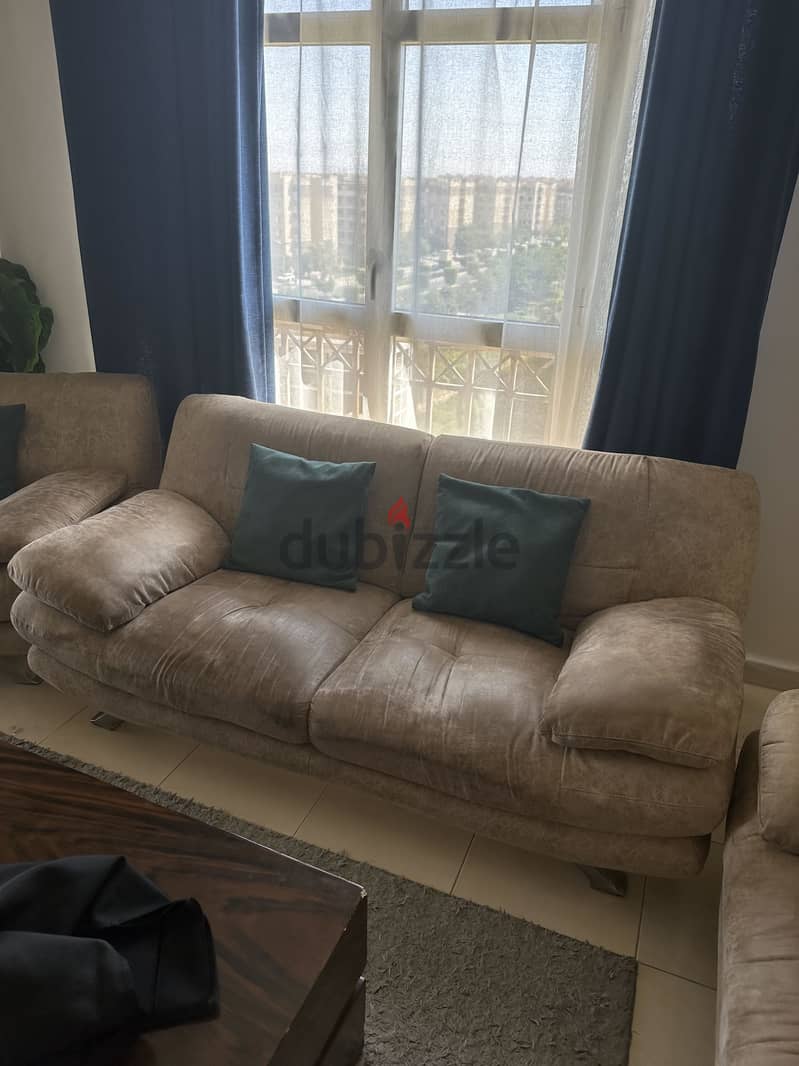 Beige sofa 3