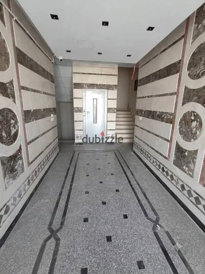 شقة للبيع في التجمع بالاندلس 1 واجهة بحري استلام فوري بالاعداد الدور الاول