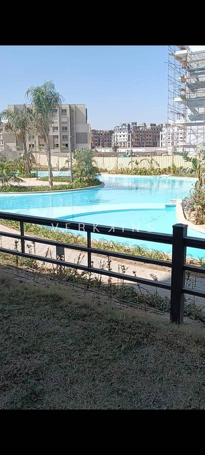 شقة للبيع بإطلالة على المساحات الخضراء (لاندسكيب)