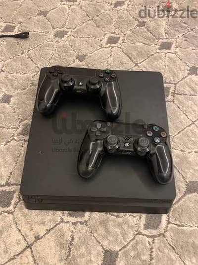 play station 4 slim