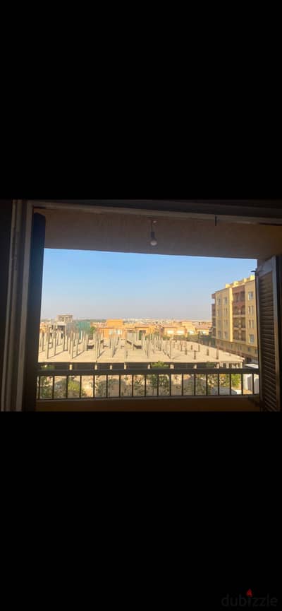 شقة 108م لقطة بالدور الثاني بحري بالكامل في كمبوند قطامية جاردنز التجمع الخامس متشطبه جاهزه على السكن - فيو مفتوح وخالصة تماماً