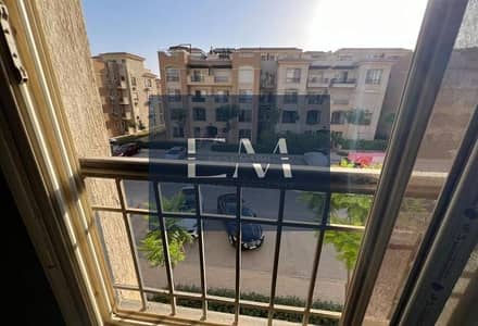 Apartment for sale in Aston Residences Compound