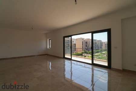 شقة للايجار بالمطبخ والتكييفات، في كمباوند فيفث سكوير المراسم، التجمع الخامس القاهرة الجديدة