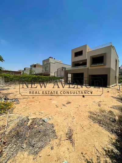 Standalone villa Landscape view 640Land 480BUA 5 bedrooms  Core & shell with very prime location  Facing north