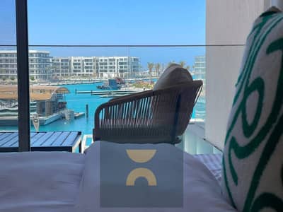 شاليه 3 غرف  أستلام فورى فى أرقى قرى الساحل الشمالى La Vista Ras El Hikma كامل التشطيب دبل فيو للبحر و اللاجون