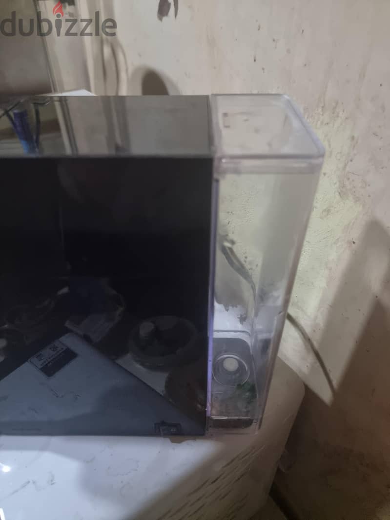 illy coffee machine in mint condition 3