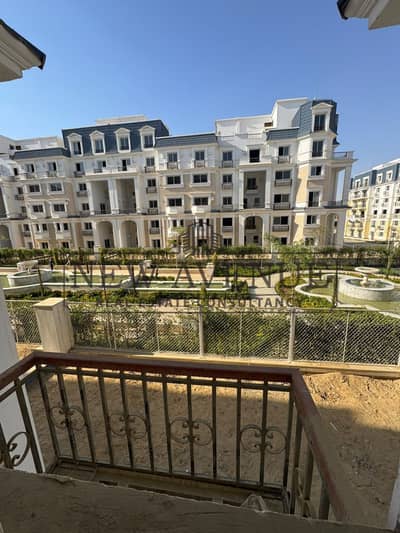 I villa garden  - prime location Ready to move - mountain view i city - Mv park - New Cairo