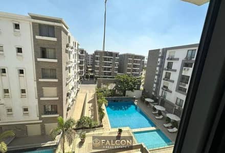 شقه (بنصف السعر) بفيو خيالى على club house للبيع فى كمبوند taj city تاج سيتى امام مطار القاهره وفندق jw marriott وبامتداد شارع الثورة