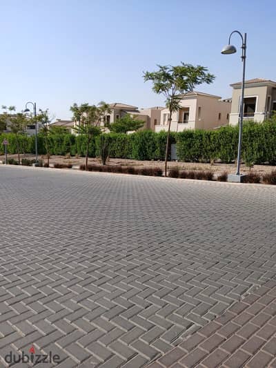 فيلا متشطبة بالمطبخ والتكييفات استلام فوري للبيع في أب تاون كايرو إعمار Uptown Cairo Emaar