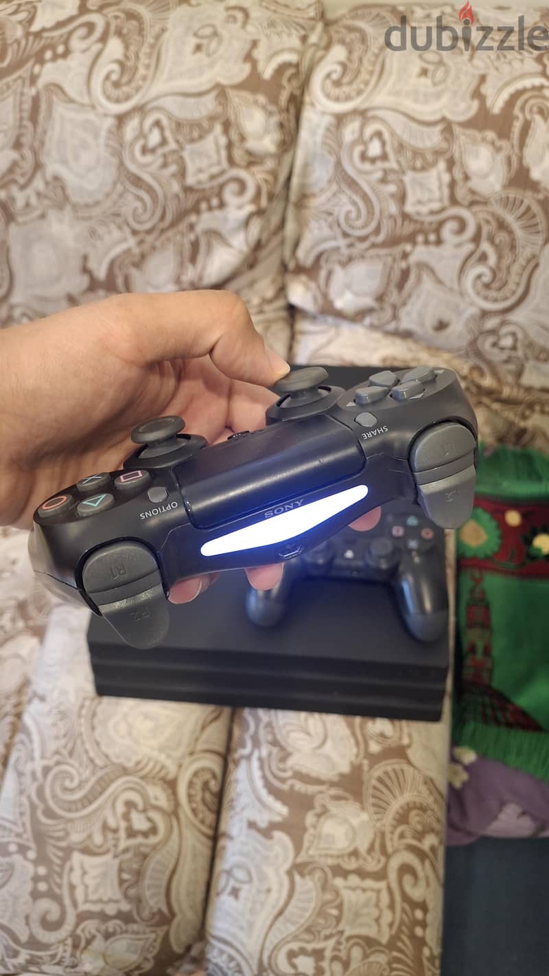 PS4 Pro 1TB 9.00 5
