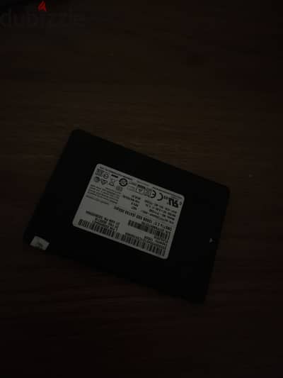 هارد ssd داخلي ١١٨ ينفع للاب والكمبيوتر