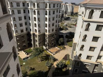 Apartment for rent in Celia Compound 160 meters with kitchen, distinguished location near services, 3 bedrooms, 3 bathrooms