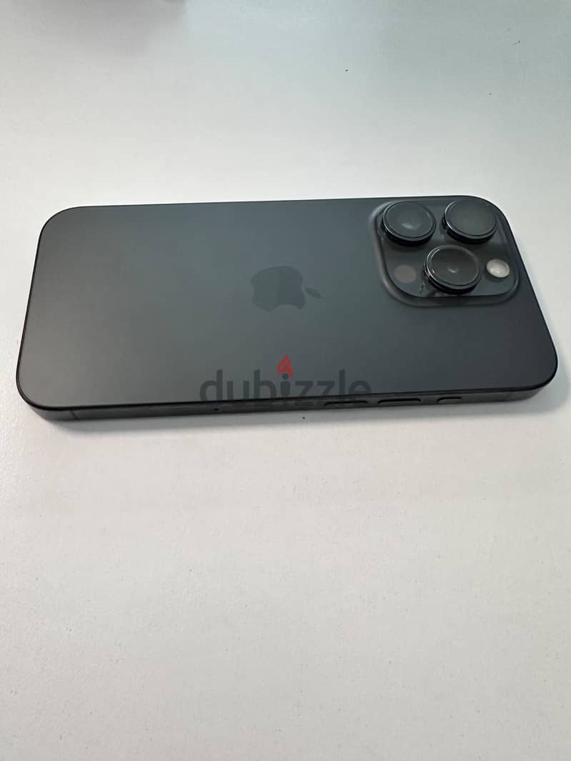 Apple - iPhone 15 Pro 2