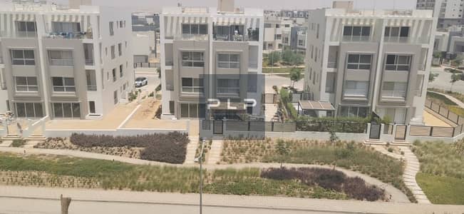 Fully Furnished Duplex for Rent in Neom New Cairo Pool & Padel View