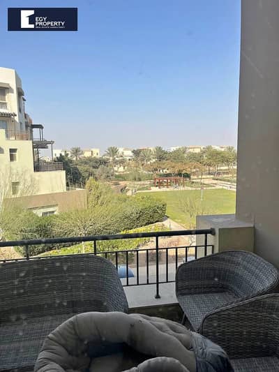 شقة علي الجولف متشطبة بالكامل جاهزة للسكن للبيع في Uptown Cairo - المقطم