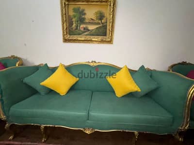 صالون مدهب للبيع . Classic gilded salon for sale صالون مدهب للبيع . Classic gilded salon for sale