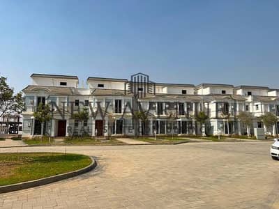Fully Furnished Townhouse for Sale in Mountain View iCity New Cairo MV Park