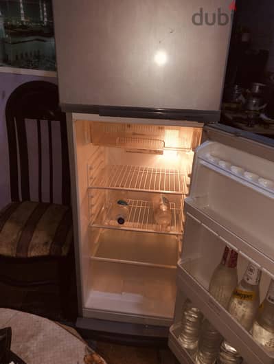 ثلاجة ايديل 12 قدم نوفرست