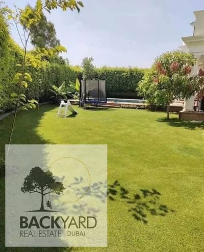 For quick sale, villa with the lower price in a Patio Town compound near AUC and Golden Square