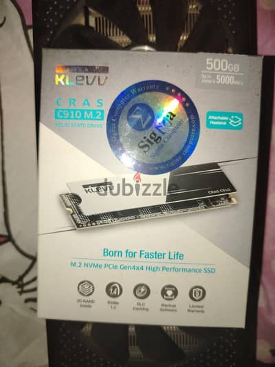 KLEVV CRAS C910 500GB M. 2 NVMe PCIe Gen4x4