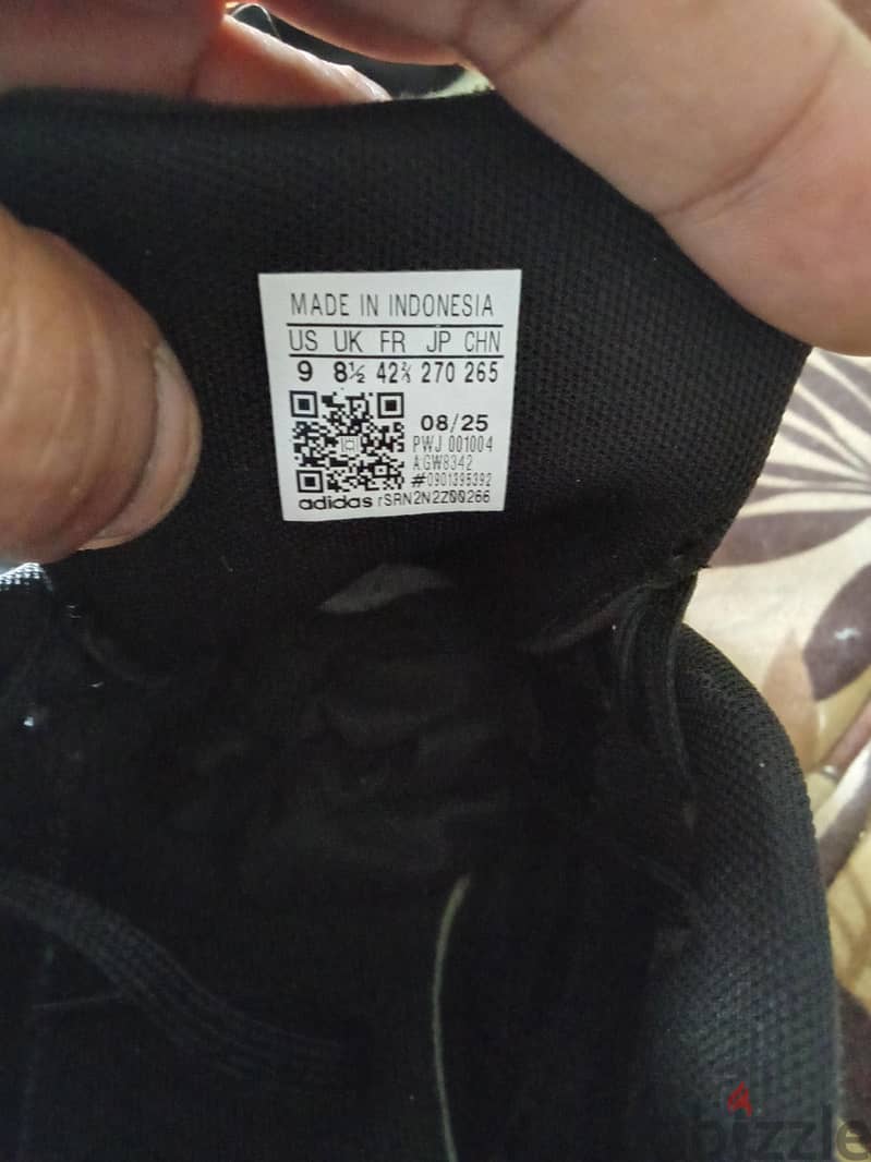 adidas   DRAMO SL 2    Siz 42  2/3 10