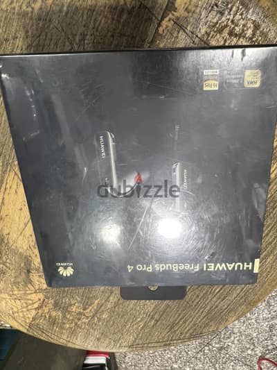 FreeBuds 4 Pro Black  جديدة متبرشمة بضمان الوكيل
