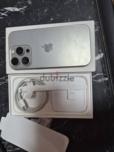Apple - iPhone 15 Pro Apple - iPhone 15 Pro