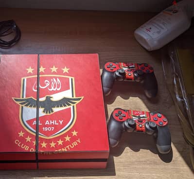 ps4 متعدل وعليه العاب كتير