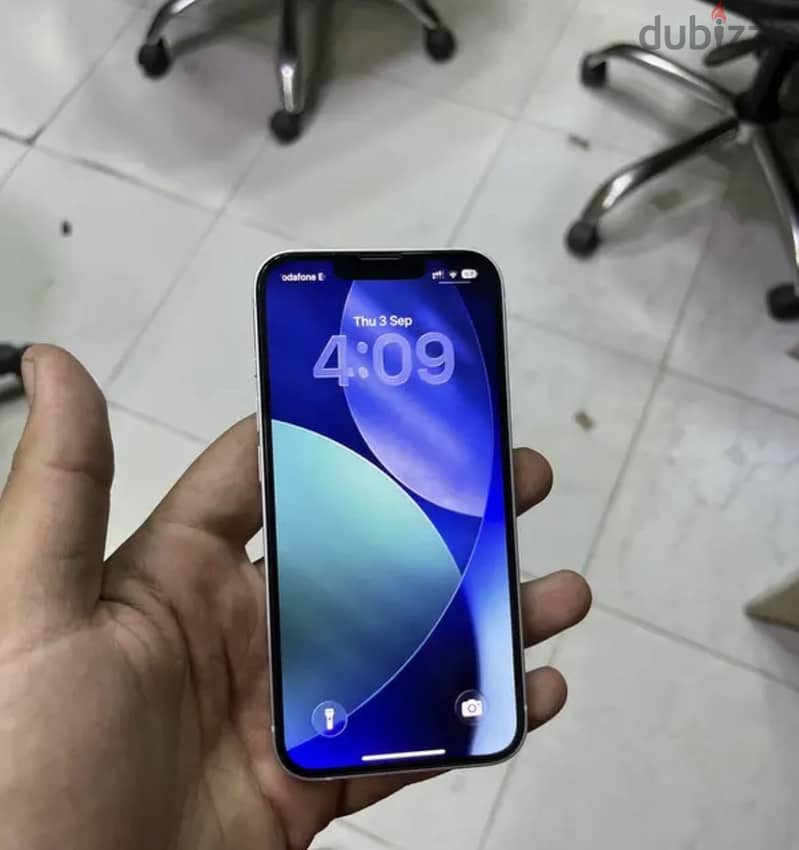 Apple - iPhone 13 1