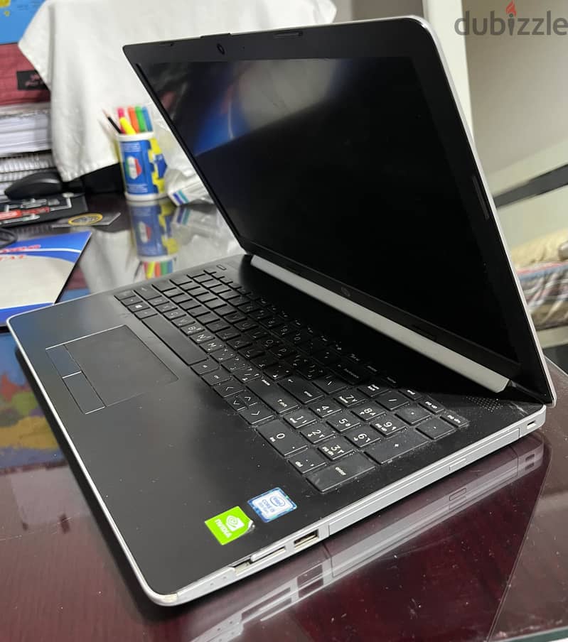 HP Notebook 15-da1885ne 2