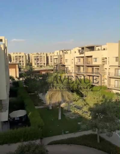 بنتهاوس بحرى متشطب بالتكيفات للبيع فى المراسم موقع متميز جدا el marasem fifth square new cairo