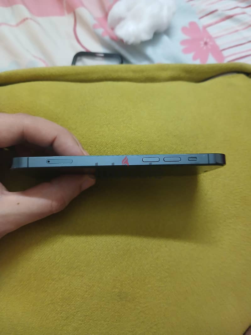 Apple - iPhone 12 Pro 3