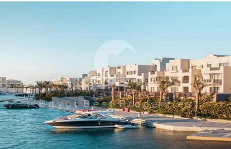 بنتهاوس للبيع باطلاله كامله على اللاجون فى الجونه البحر الاحمر بالتقسيبط على 6 سنوات من تطوير حسن علام باقل قدم واطول فتره سداد