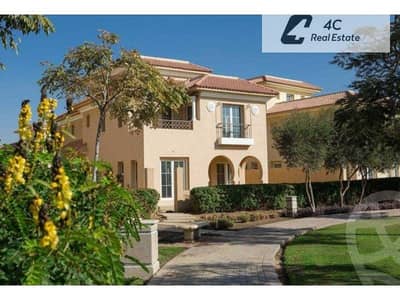 Under market price villa standalone classic 275 m for sale ready to move very prime location View landscape in Hyde park New Cairo