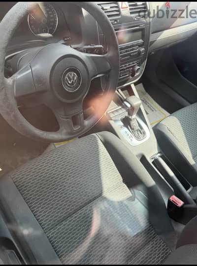 Volkswagen Jetta 2011