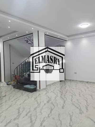 فيلا للبيع مميزة في مدينة الرحاب El-Rehab City new cairo على وايد جاردن | 5 غرف – 4 حمامات