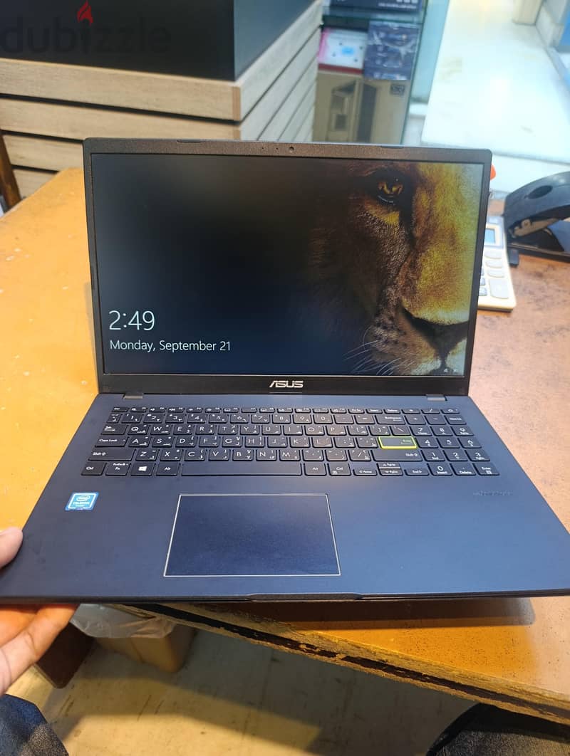 ASUS NOTE BOOK 4