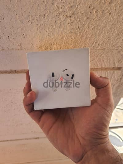 Apple Airpods 4 Sealed new