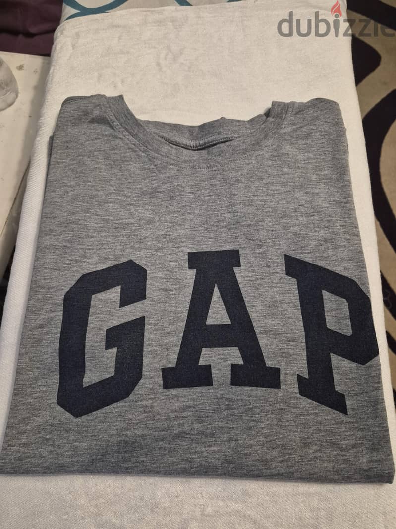 Gant. Nutica. MK. Carhartt. Hackett 9
