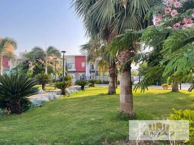 Villa for sale in madinaty, Quadro near food court and south park, 300sq