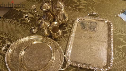 صواني أنتيكات إنجليزية من الخمسينيات – Vintage English Trays