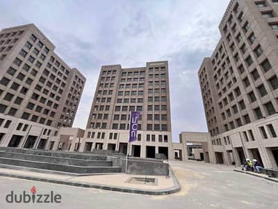 119 sqm front-facing office with a view of the towers at Arkan 205, located on the 26th of July Axis.