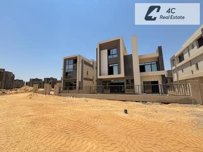 لسرعه البيع فيلا استلام فوري بفيو مميز بمقدم واقساط ريسيل باقل من سعر الشركه جاهز للمعاينه في سعاده_Horizon Saada New Cairo التجمع الاول نيو كايرو