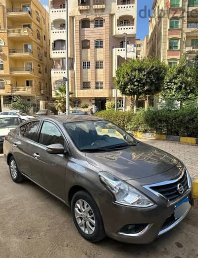Nissan Sunny 2020