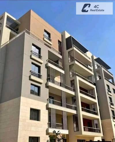 Apartment with a 106m² Private Garden for Sale with the Best Payment Plan in District 5 Compound - Fifth Settlement