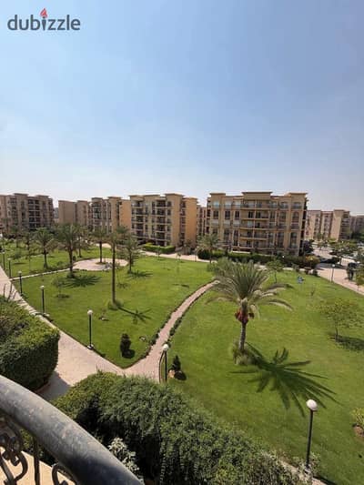 الرحاب للبيع شقه ٣٠٠م بجوار مطعم بن الشام السوق الشرقى