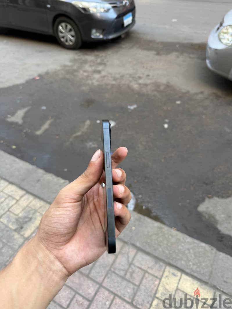 Apple - iPhone 13 3